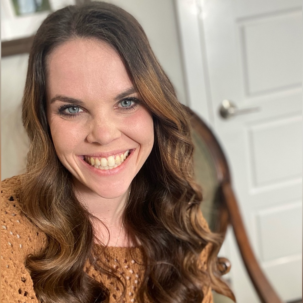 Meet your Posher, Victoria